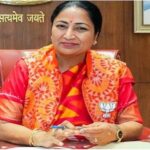 Delhi Weather: Dense Morning Fog Shrouds Capital, AQI Slips into Poor Category